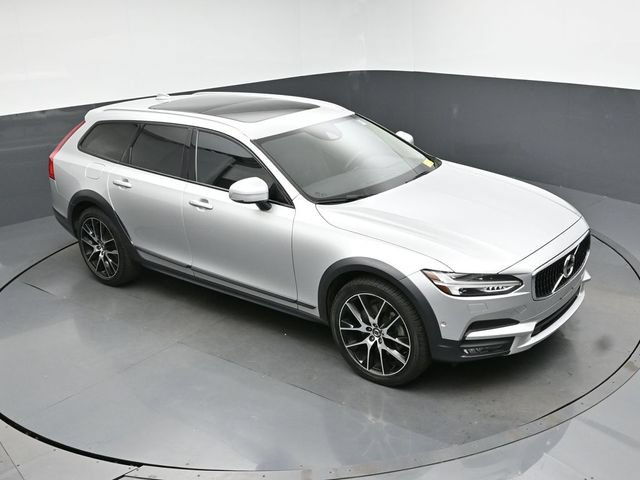Used 2018 Volvo V90 T6 Cross Country w/ Convenience Package AWD/4WD image 18