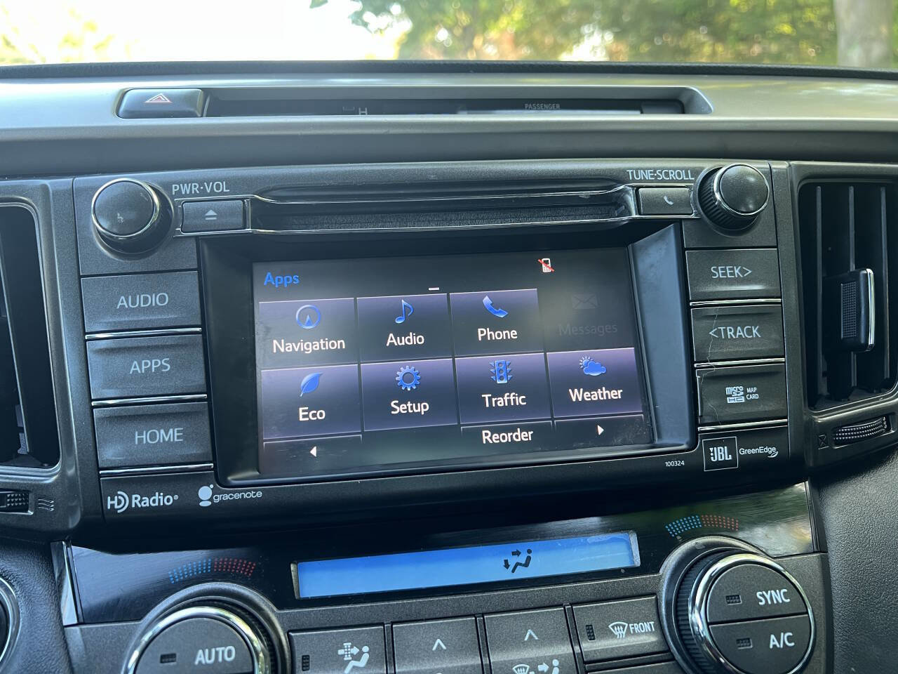 Used 2015 Toyota RAV4 Limited w/ Technology Package image 27