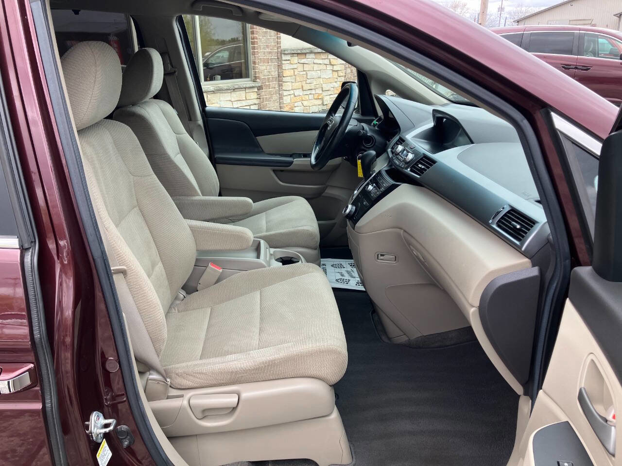 Used 2011 Honda Odyssey EX image 14