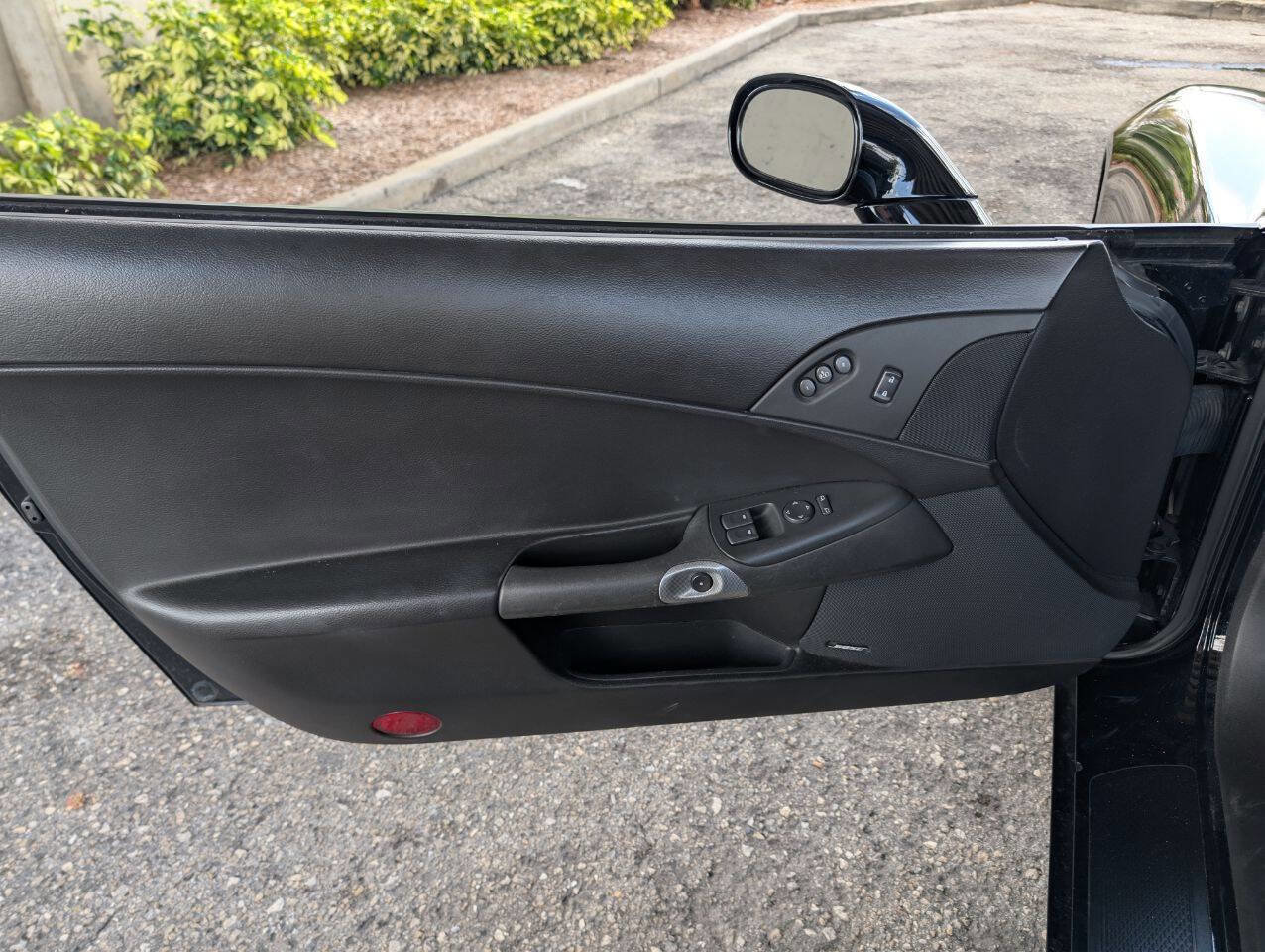 Used 2007 Chevrolet Corvette Convertible w/ Preferred Equipment Group image 12