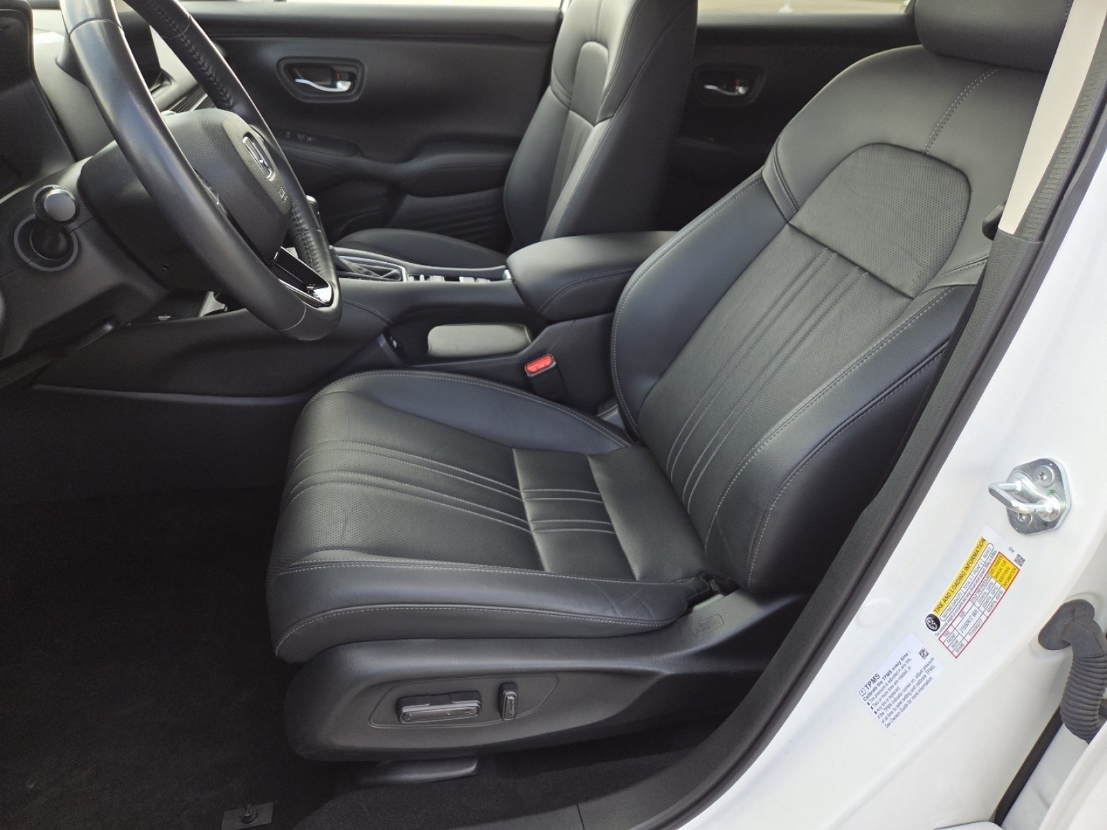Used 2023 Honda HR-V EX-L image 26