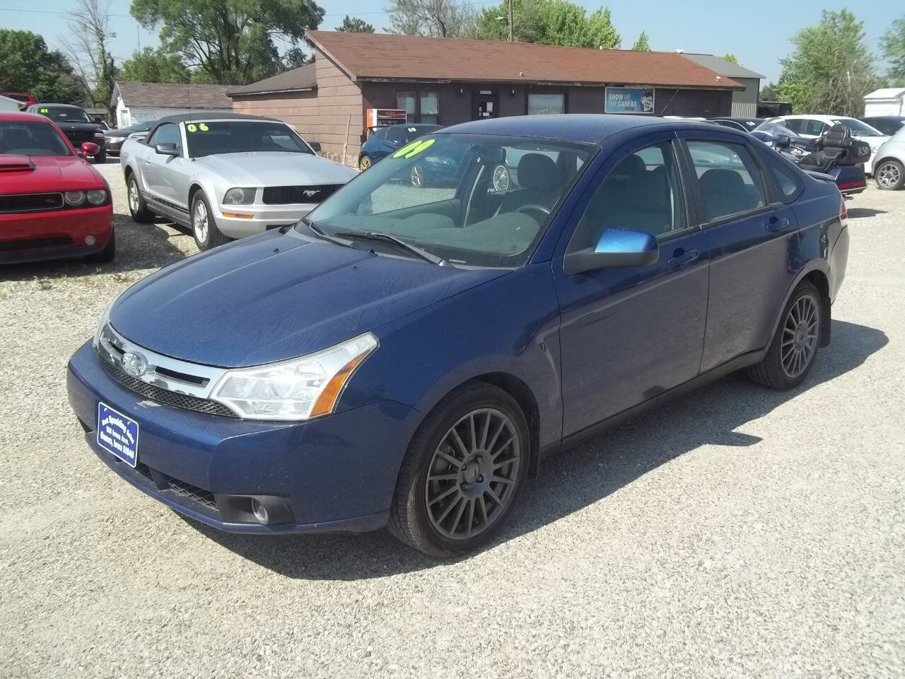 Used 2009 Ford Focus SES image 2