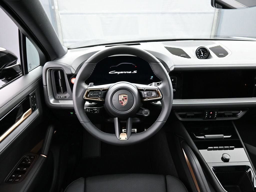 New 2026 Porsche Cayenne S image 18