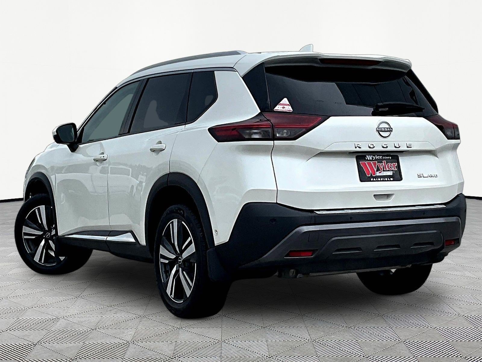 Used 2023 Nissan Rogue SL w/ SL Premium Package AWD/4WD image 4