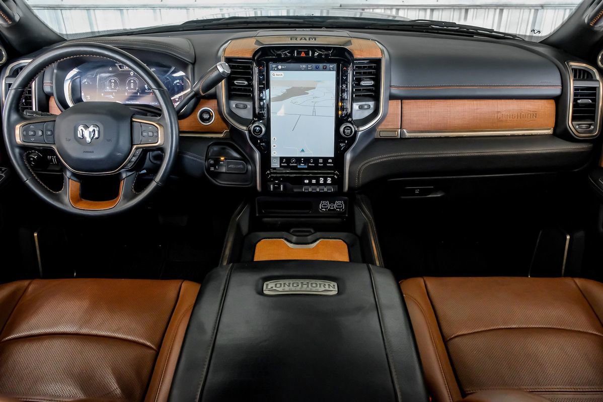 Used 2024 RAM 2500 Limited image 13