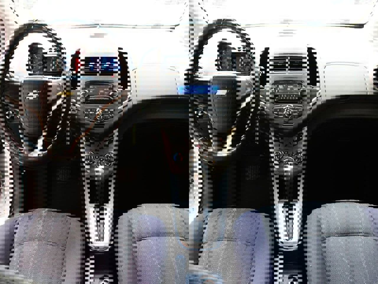 Used 2012 Chevrolet Sonic LT image 16