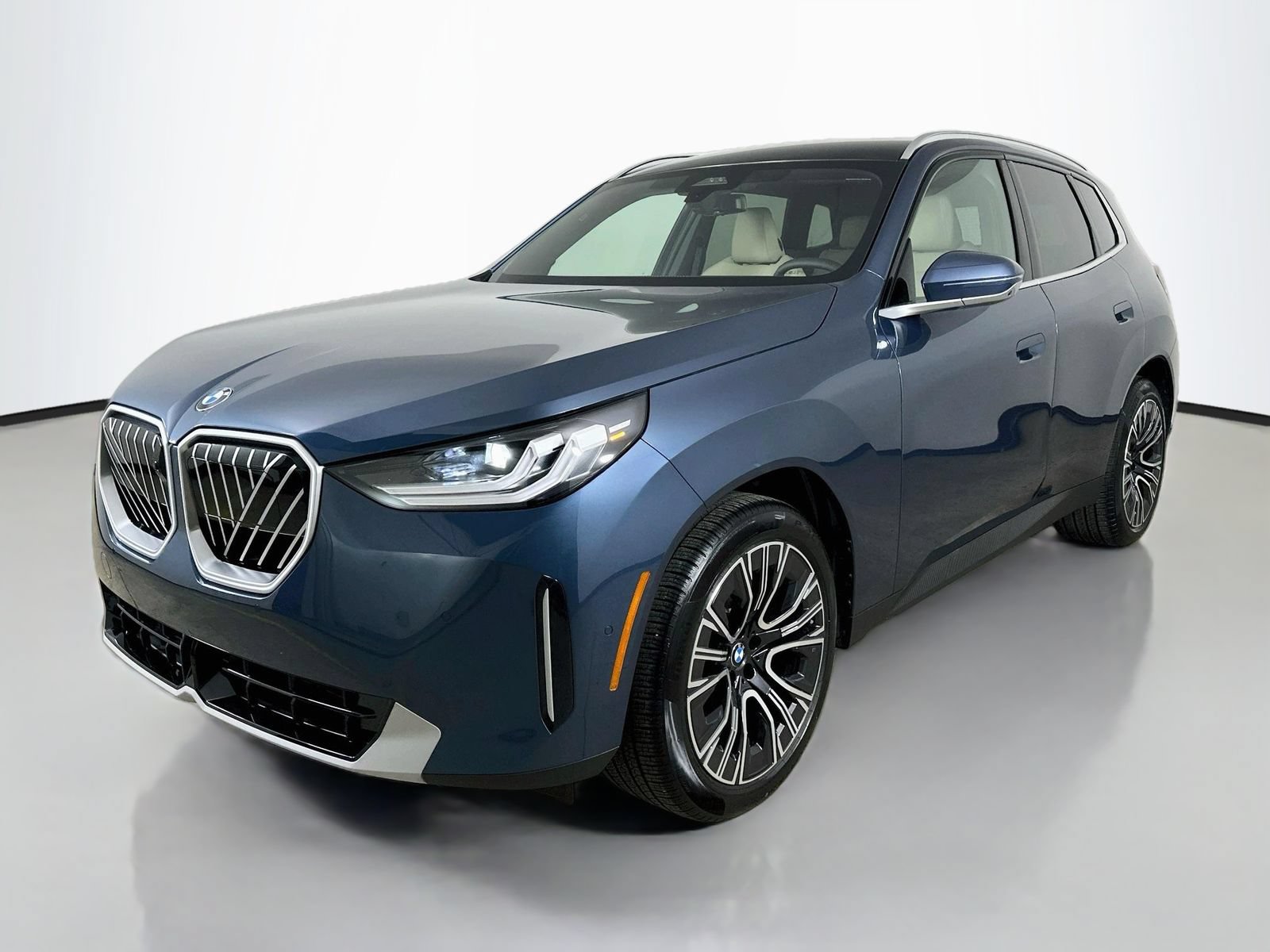 New 2026 BMW X3 xDrive30i w/ Premium Package
