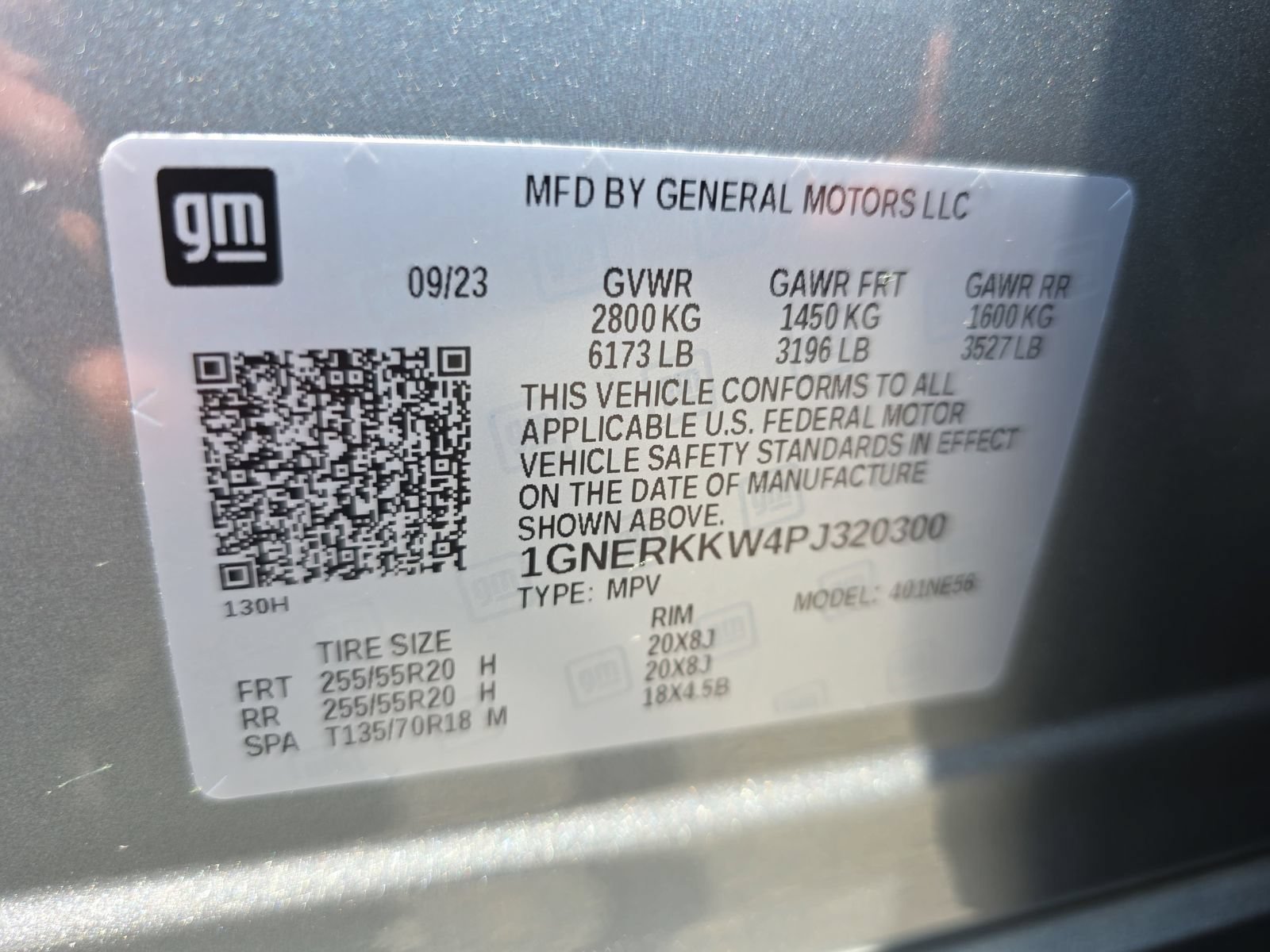Used 2023 Chevrolet Traverse Premier FWD image 36
