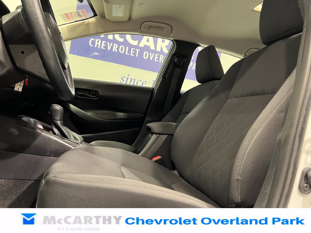 Used 2025 Toyota Corolla LE FWD image 20