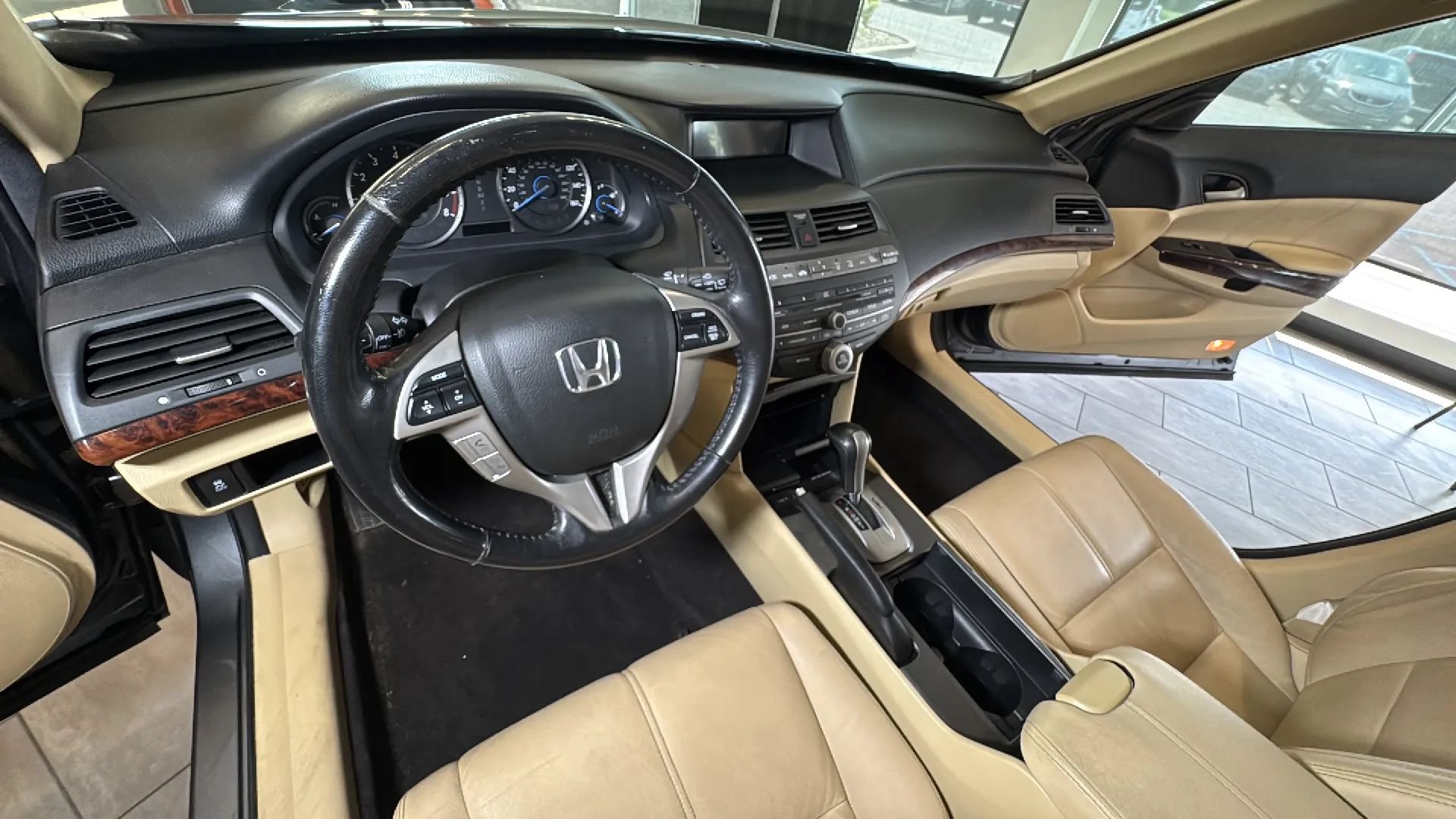 Used 2010 Honda Crosstour EX-L image 33