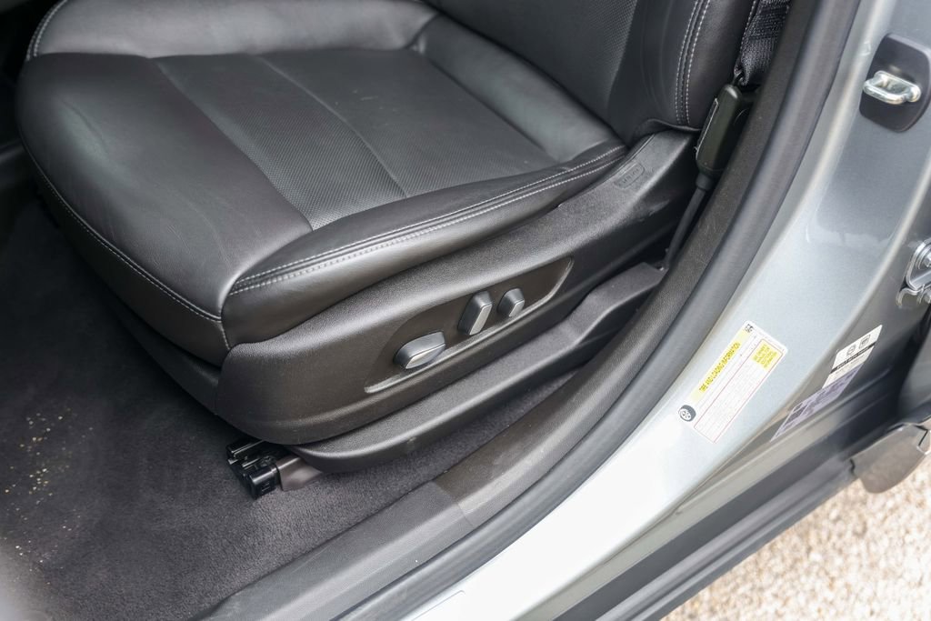 Used 2023 Cadillac XT6 Premium Luxury FWD image 8