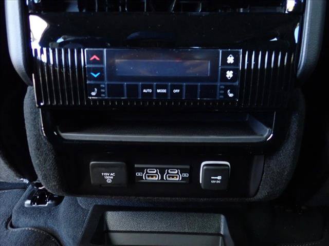 New 2026 Jeep Grand Wagoneer Limited w/ HD Trailer Tow Package AWD/4WD image 11
