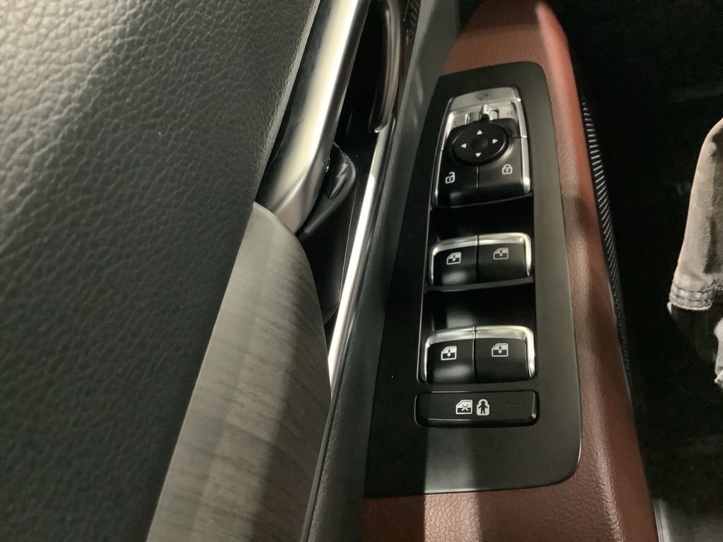 Certified 2024 Kia Telluride SX w/ Towing Package image 16