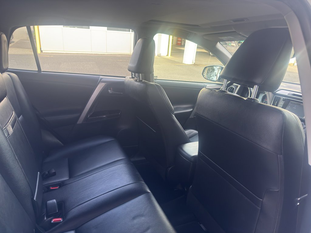 Used 2016 Toyota RAV4 Limited w/ Advanced Technology Package image 14