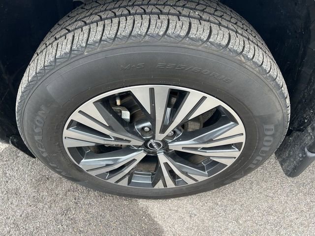 Used 2023 Nissan Rogue SV image 12