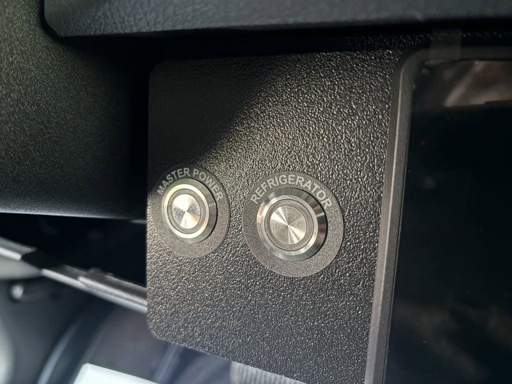 Used 2024 Mercedes-Benz Sprinter 3500 image 16