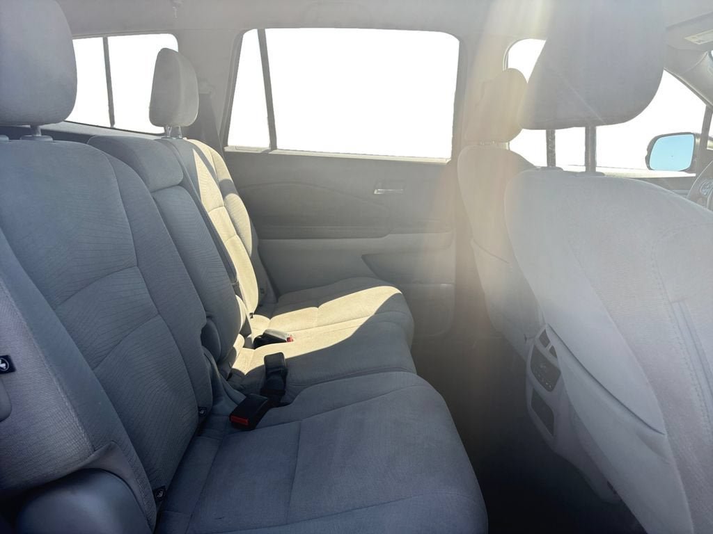 Used 2018 Honda Pilot EX image 18