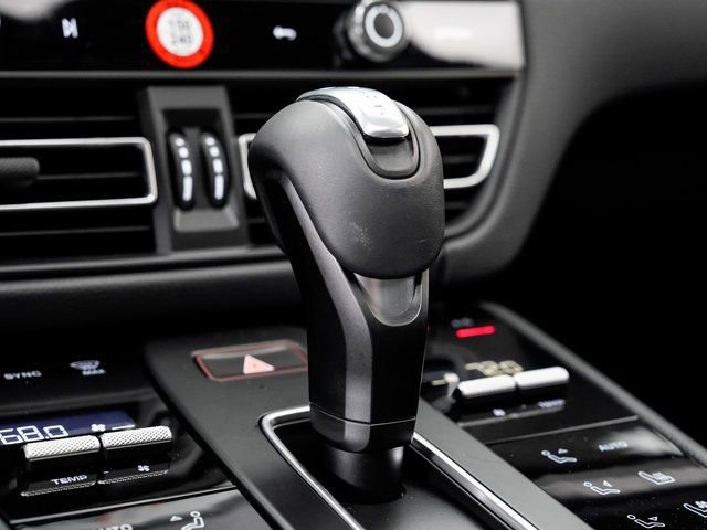 Certified 2025 Porsche Macan image 22