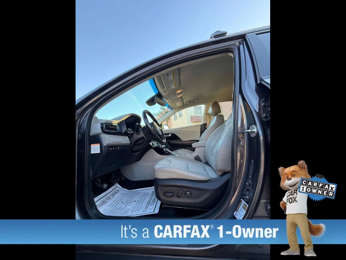 Used 2018 Kia Niro EX image 43