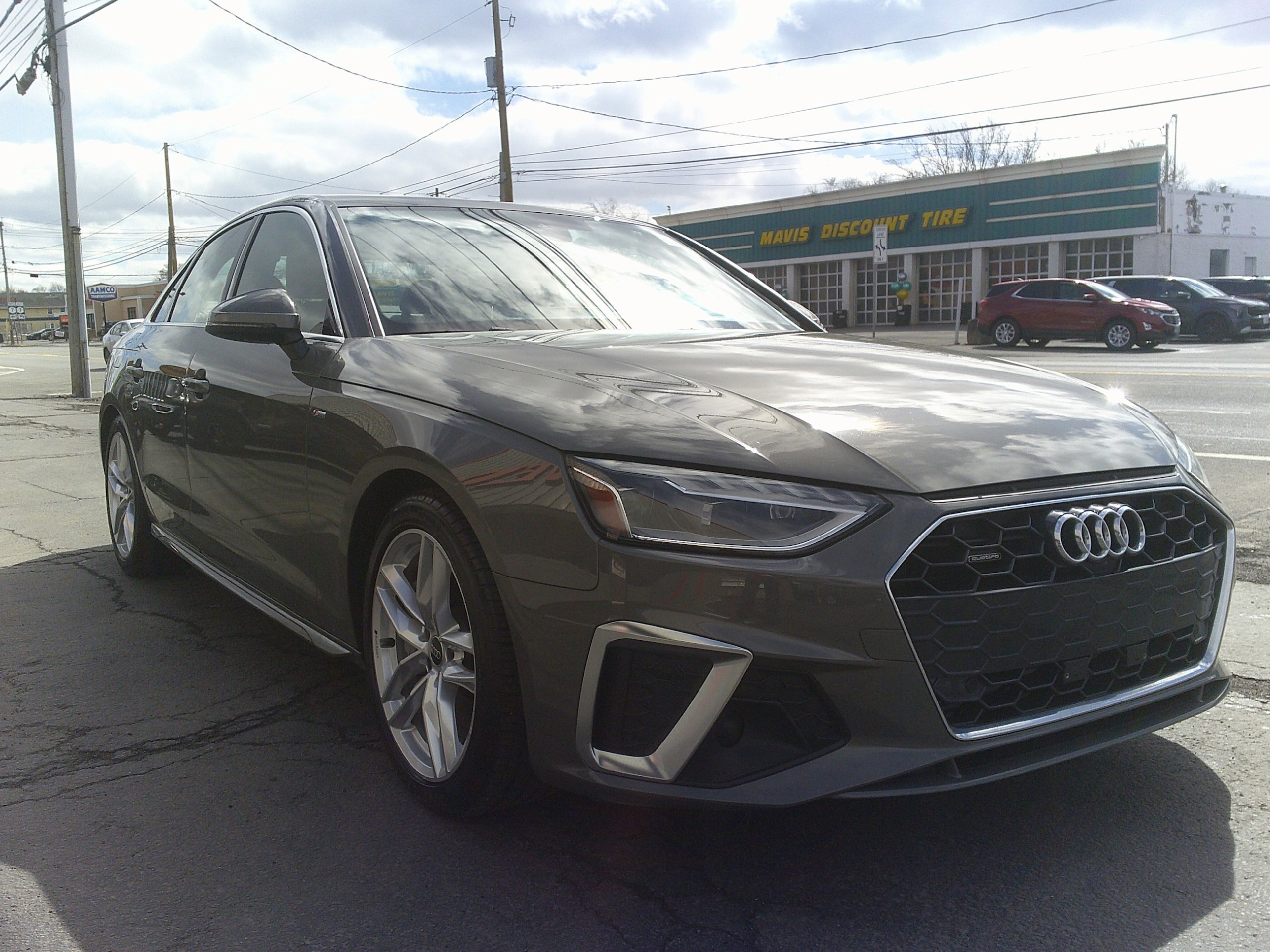 Used 2023 Audi A4 2.0T Premium Plus AWD/4WD image 7