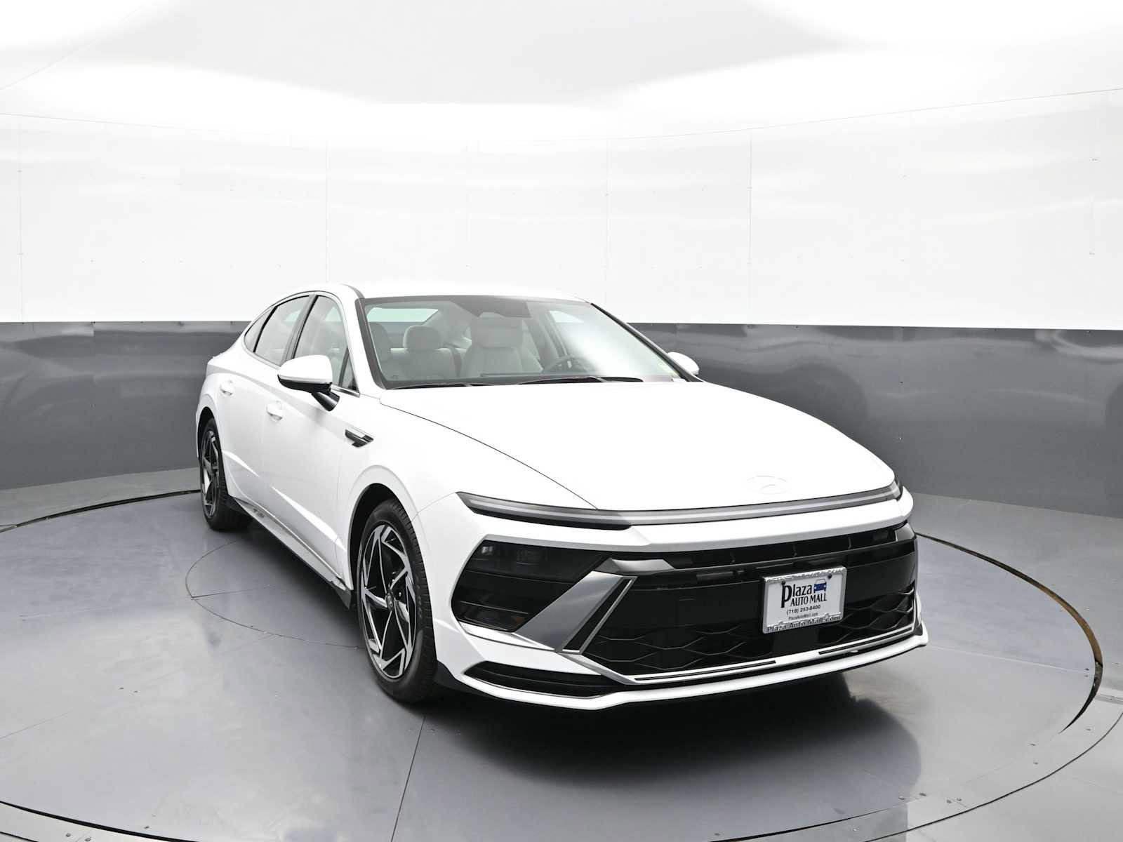 New 2026 Hyundai Sonata SEL FWD image 3