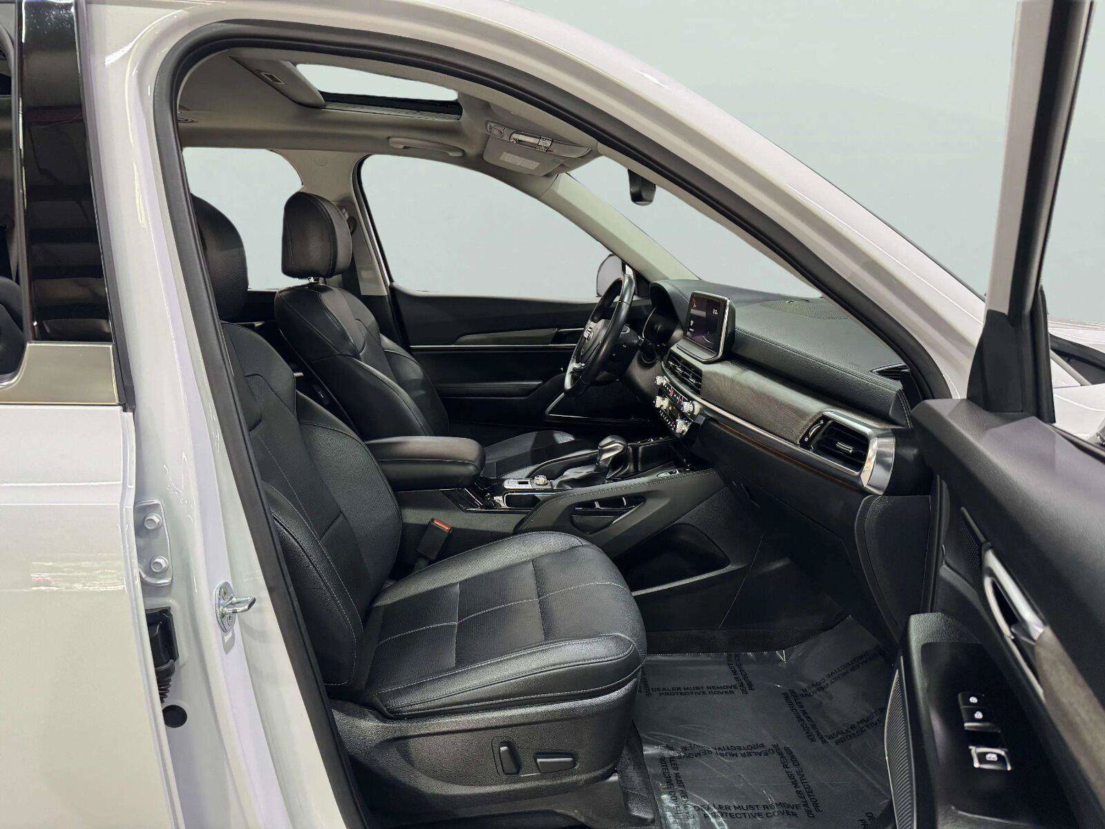 Used 2021 Kia Telluride SX w/ Towing Package FWD image 43