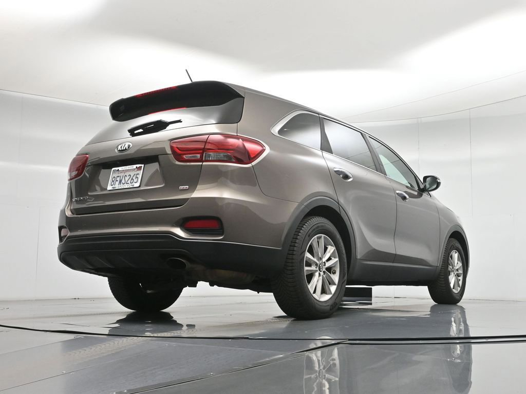 Used 2019 Kia Sorento LX image 52