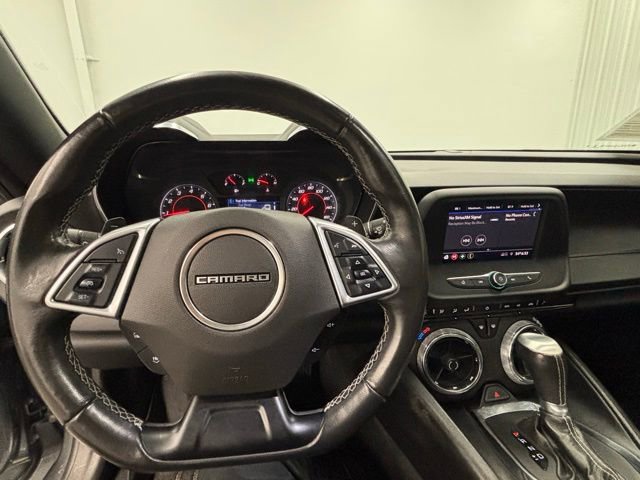 Used 2020 Chevrolet Camaro LT image 14