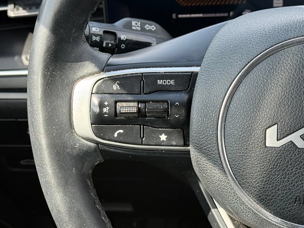 Used 2025 Kia K5 GT-Line AWD/4WD image 9