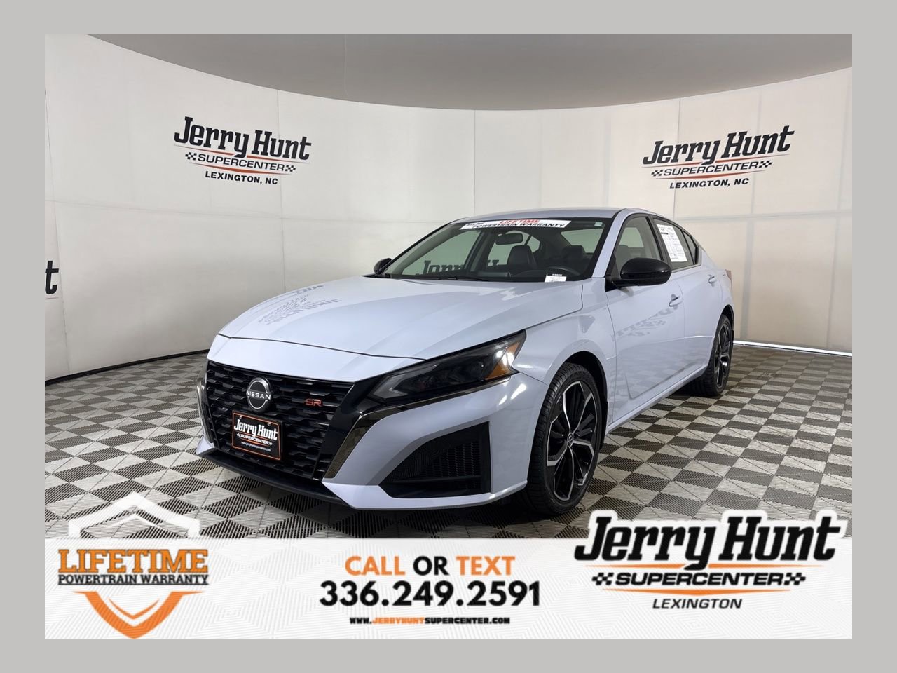 Used 2024 Nissan Altima 2.5 SR AWD/4WD image 1