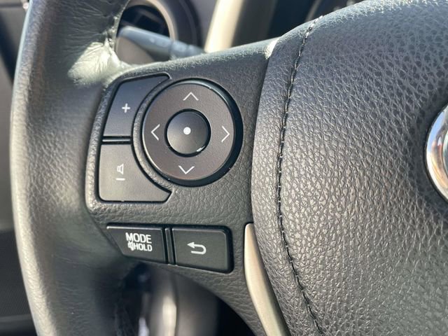 Used 2015 Toyota RAV4 Limited w/ Technology Package AWD/4WD image 22