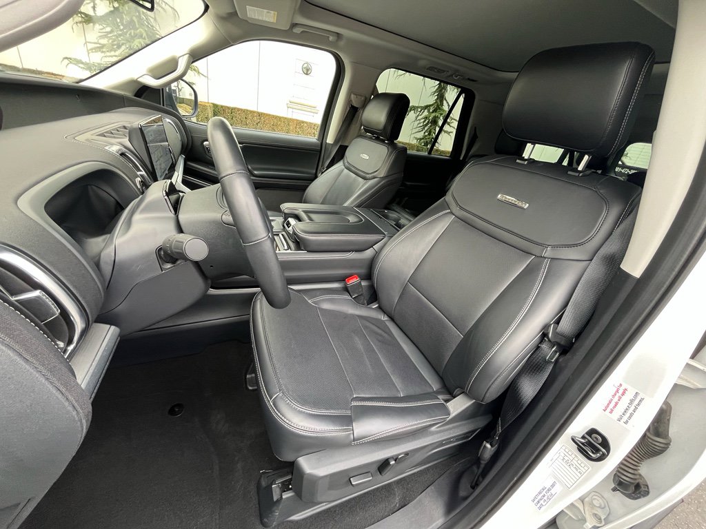 Used 2025 Ford Expedition Max Platinum AWD/4WD image 19