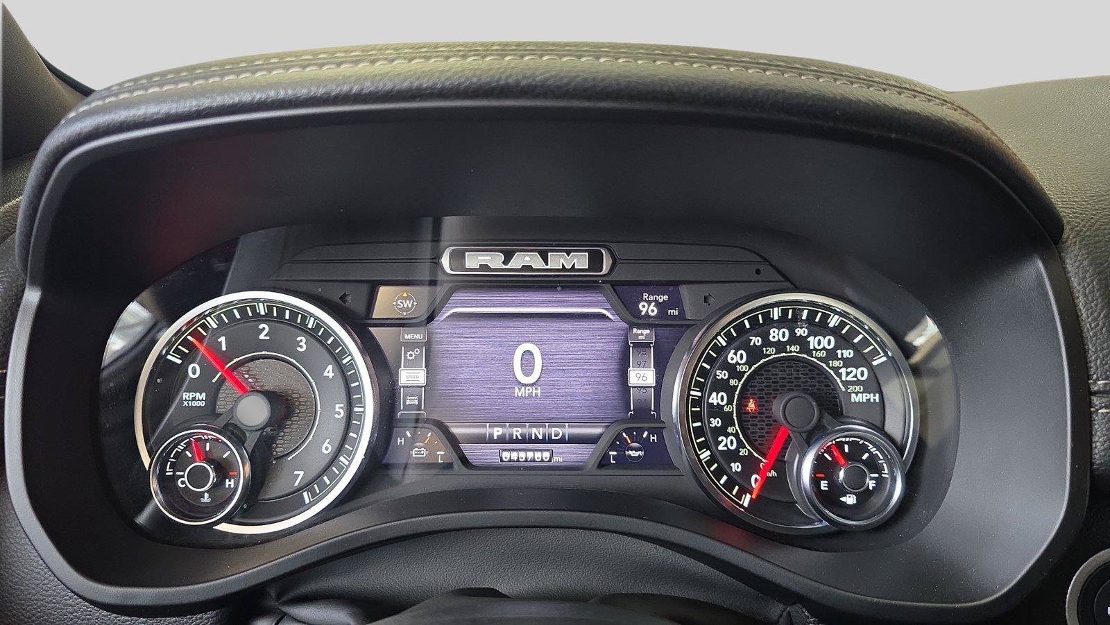Used 2024 RAM 1500 Laramie AWD/4WD image 10