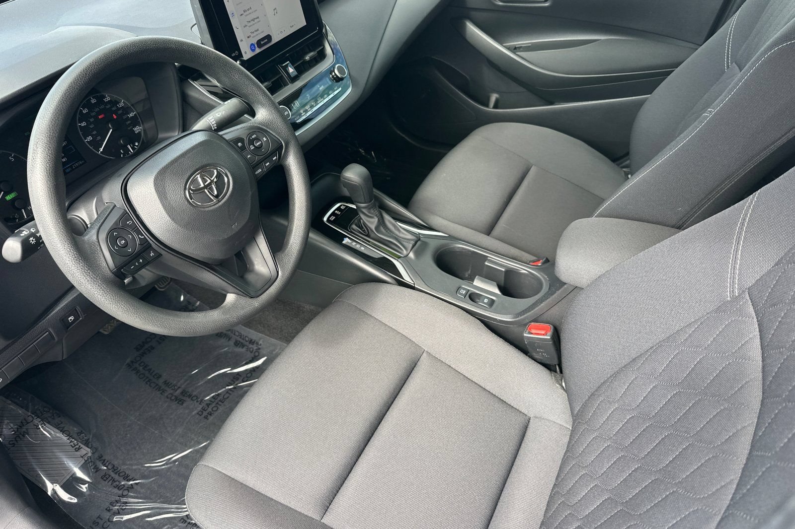 Used 2024 Toyota Corolla LE w/ LE Convenience Package FWD image 10