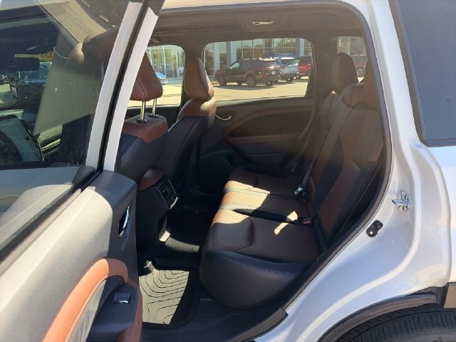 Certified 2025 Subaru Forester Touring w/ Popular Package - Touring AWD/4WD image 14