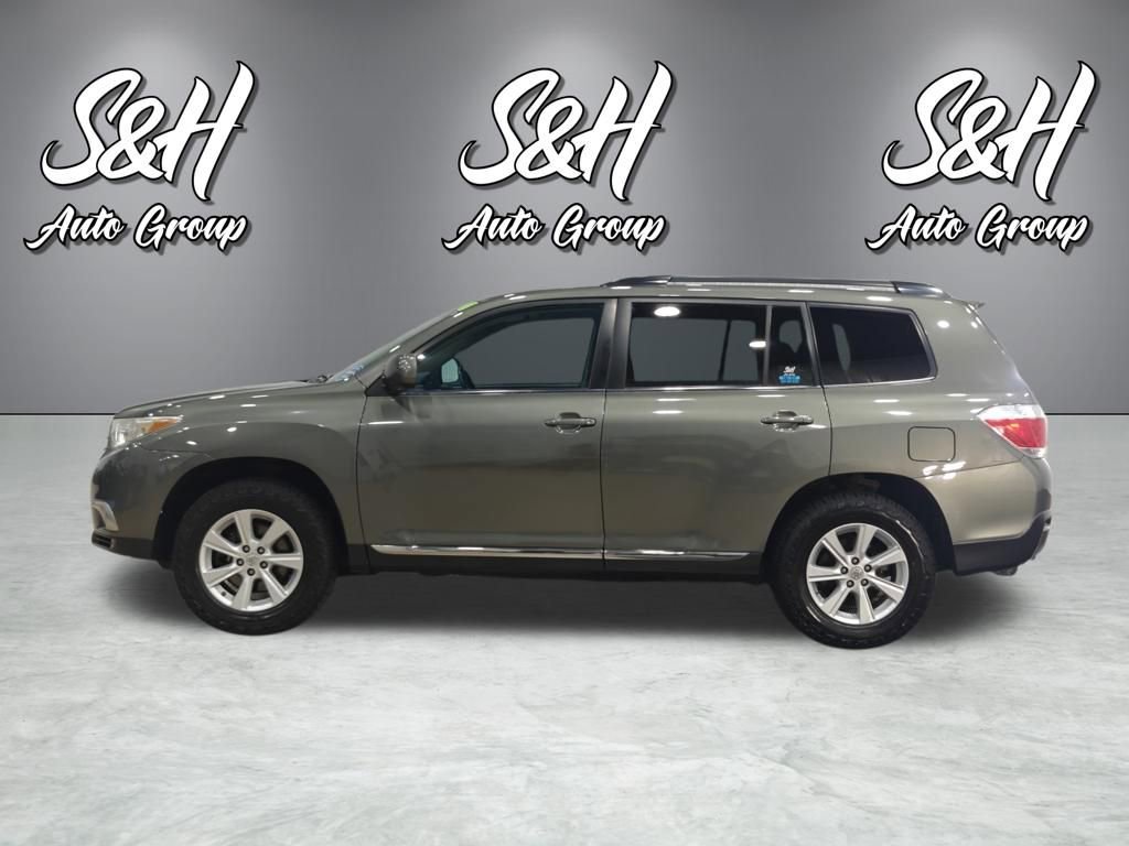 Used 2011 Toyota Highlander 4WD w/ Tech Pkg image 16
