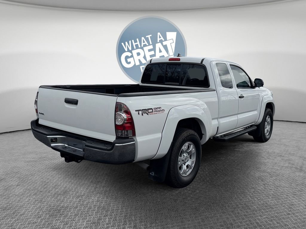 Used 2012 Toyota Tacoma 4x4 Access Cab V6 w/ TRD Off-Road Pkg image 3