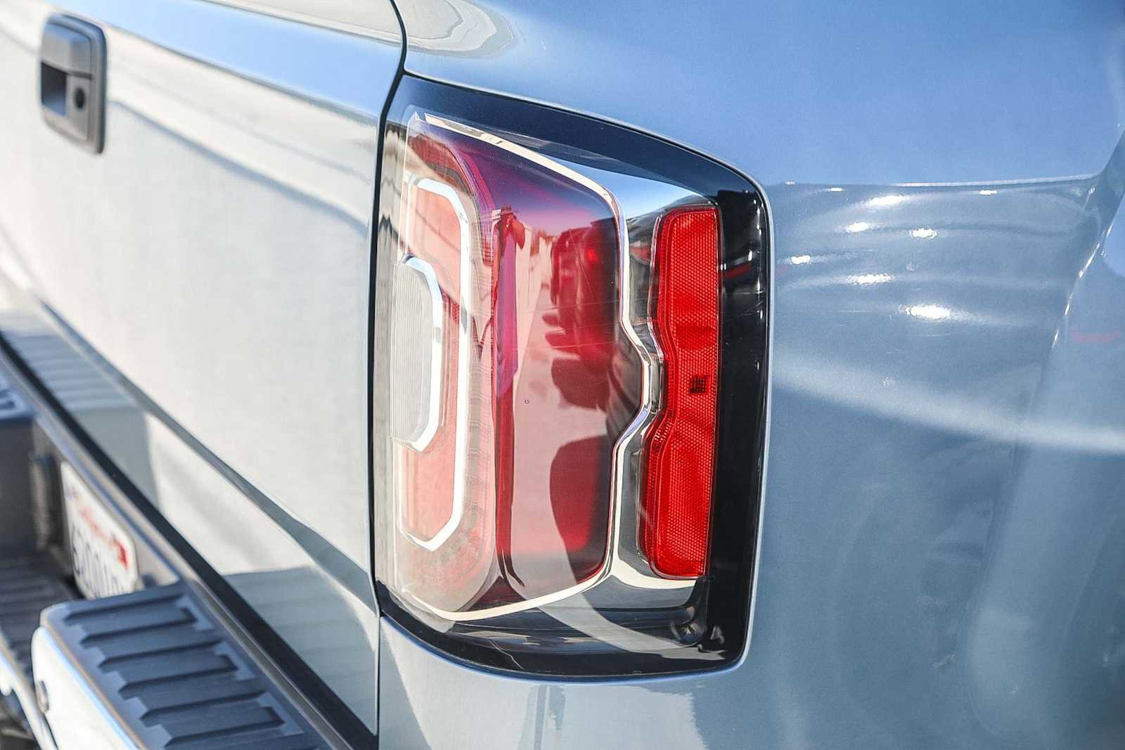 Used 2016 GMC Sierra 1500 SLT w/ SLT Premium Package image 11