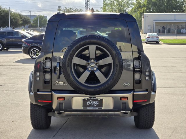 Used 2023 Land Rover Defender 110 X AWD/4WD image 5