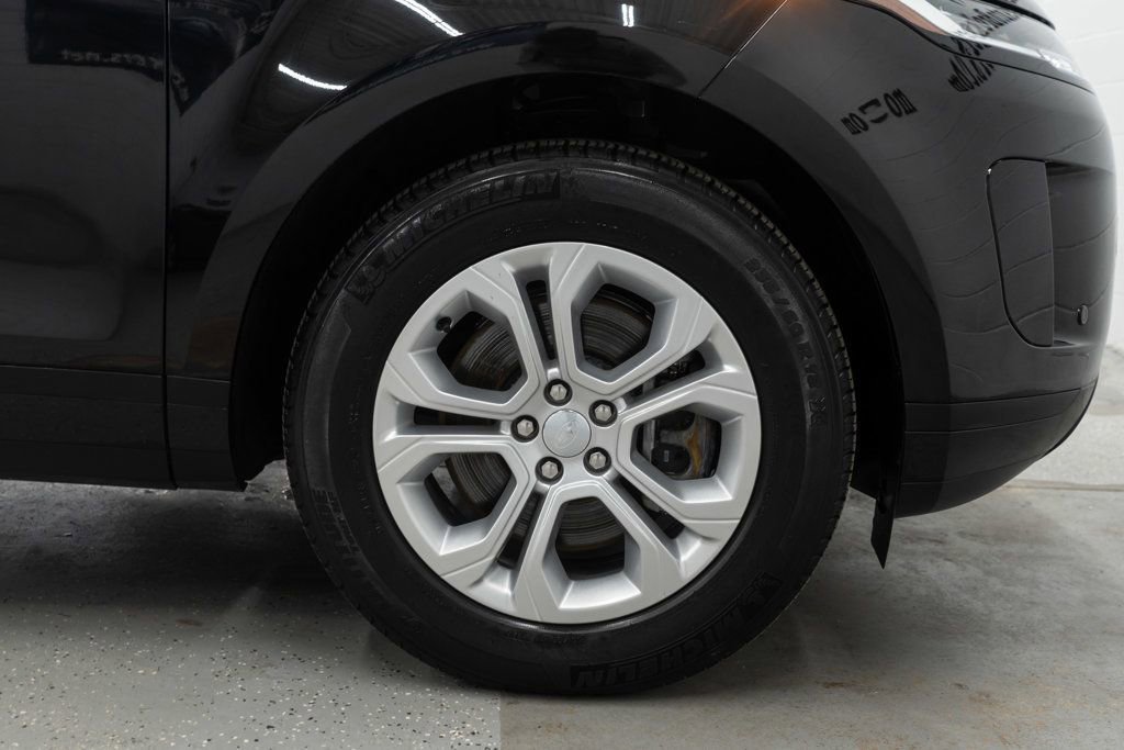 Used 2023 Land Rover Range Rover Evoque S image 40