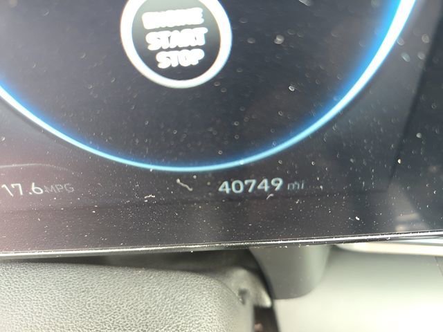 Used 2024 Hyundai Elantra Limited image 17