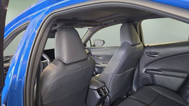 Certified 2023 Lexus UX 250h AWD w/ Accessory Package (Z1) image 18