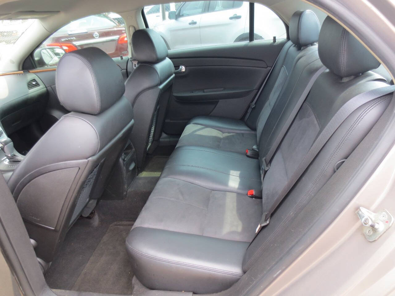 Used 2008 Chevrolet Malibu LT w/ HFV6 Engine Package FWD image 8