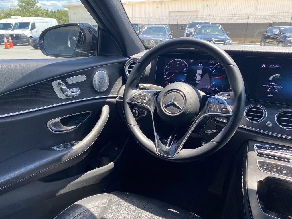 Certified 2023 Mercedes-Benz E 350 4MATIC Sedan w/ Premium Package image 3
