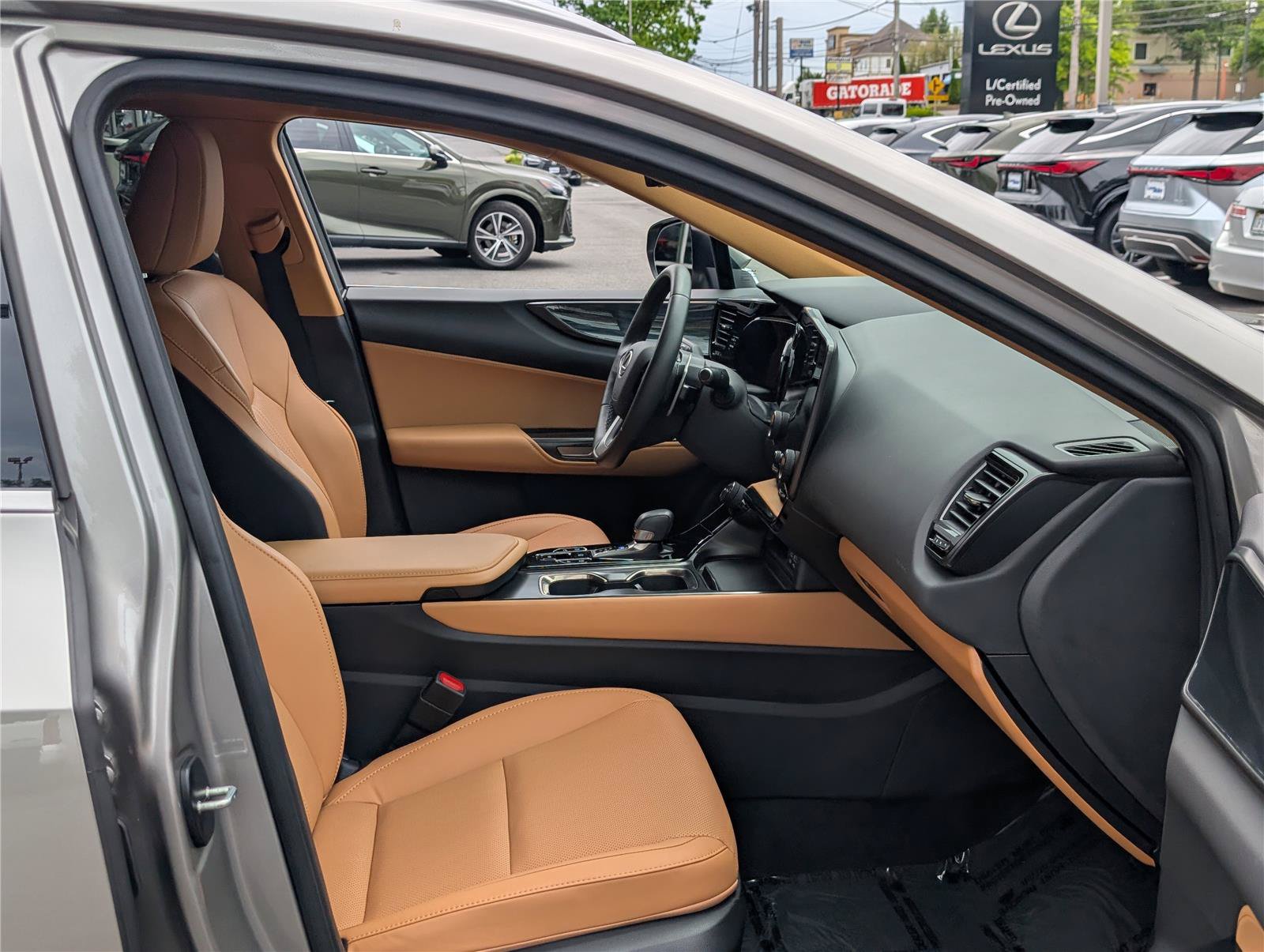 Used 2024 Lexus NX 350 AWD w/ Cold Area Package image 11