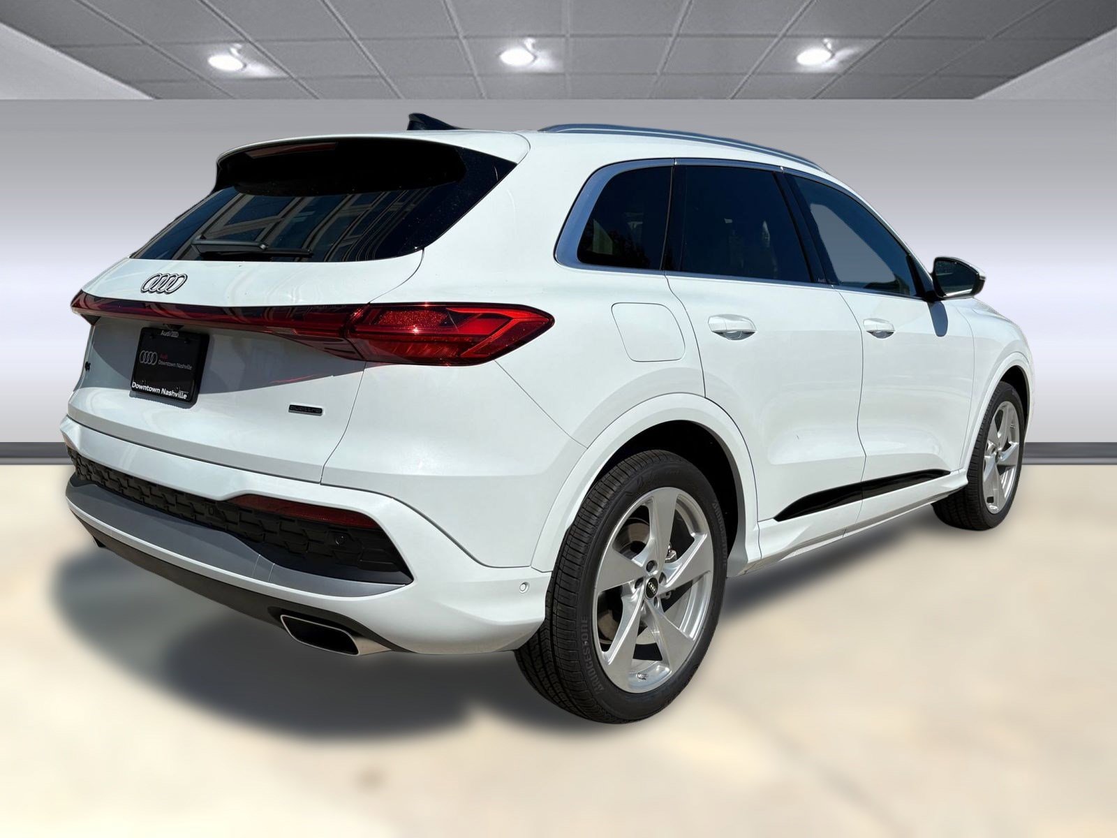 New 2025 Audi Q5 Prestige image 9