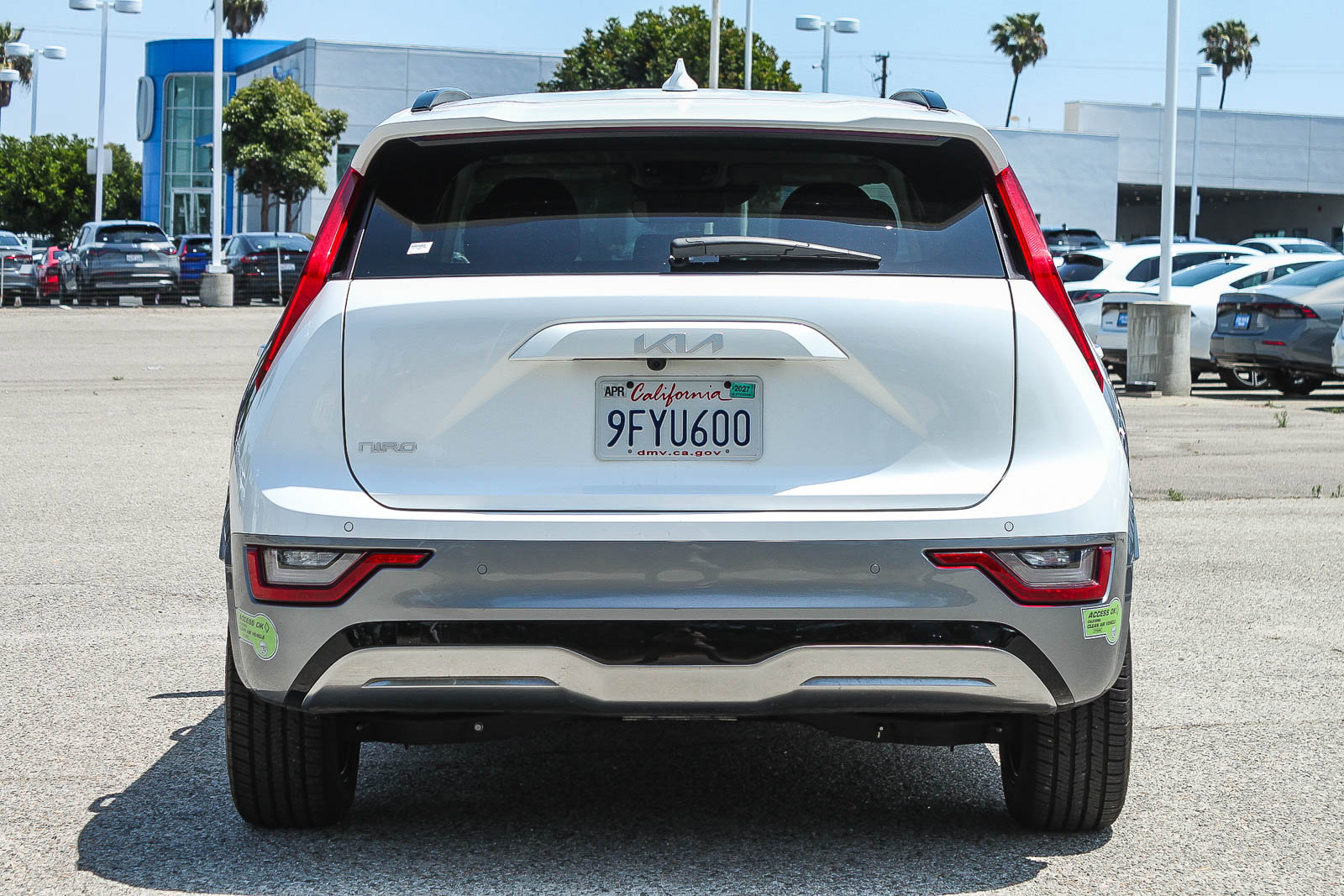 Used 2023 Kia Niro Wave FWD image 8