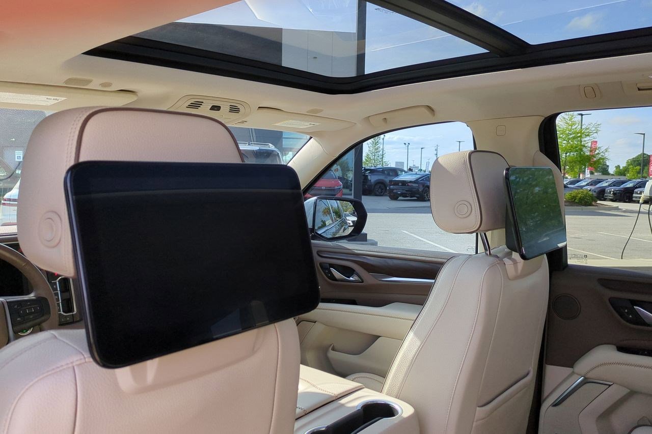 Used 2021 GMC Yukon Denali w/ Denali Premium Package RWD image 34