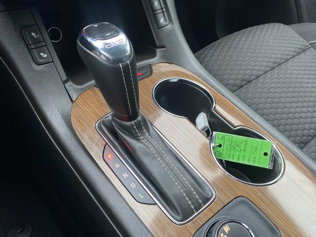 Used 2017 GMC Acadia SLE image 29