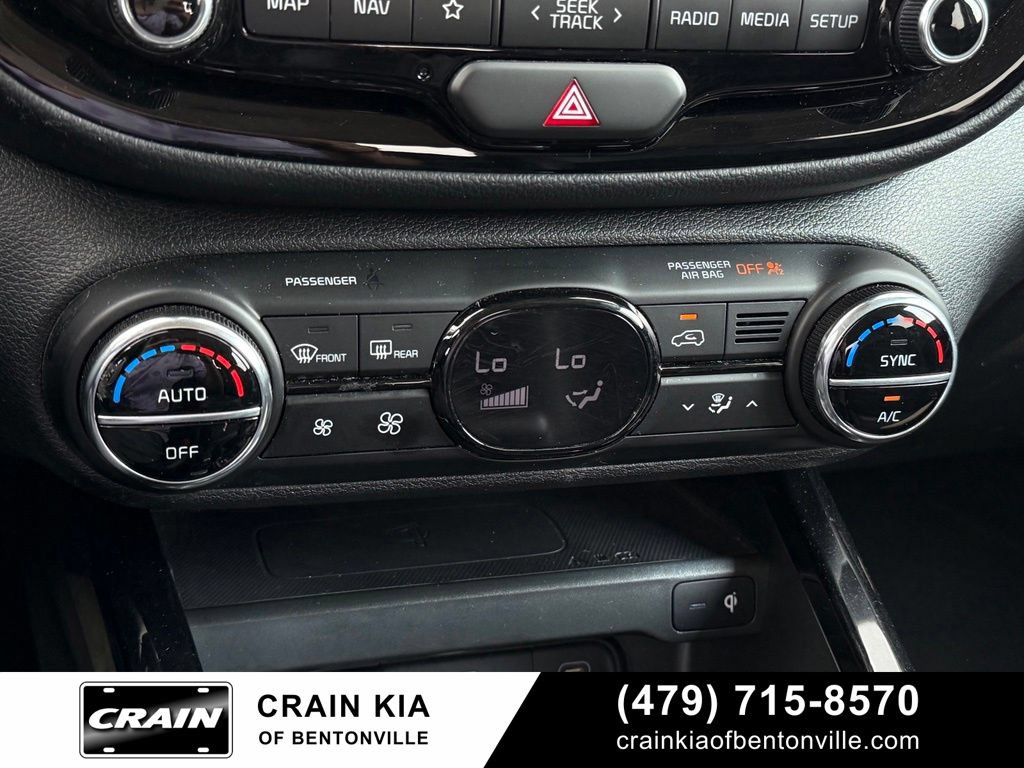 Certified 2024 Kia Soul GT-Line FWD image 17